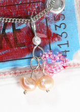 Load image into Gallery viewer, Tunnel Of Love Necklace