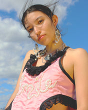 Load image into Gallery viewer, Rockaway Tri-Scallop Necklace