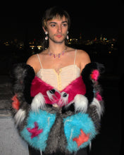 Load image into Gallery viewer, SEXY Snowy Manicure Necklace