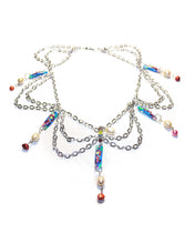 Load image into Gallery viewer, Daisy Bunting Manicure Necklace