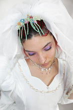 Load image into Gallery viewer, 013 Freshwater Daisy Bouquet Bridal Veil